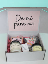 Load image into Gallery viewer, Gift Box